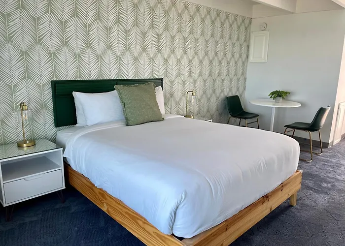 Grand View Hotel