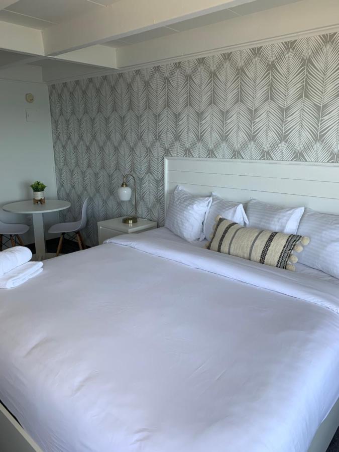 Grand View Motel 2*
