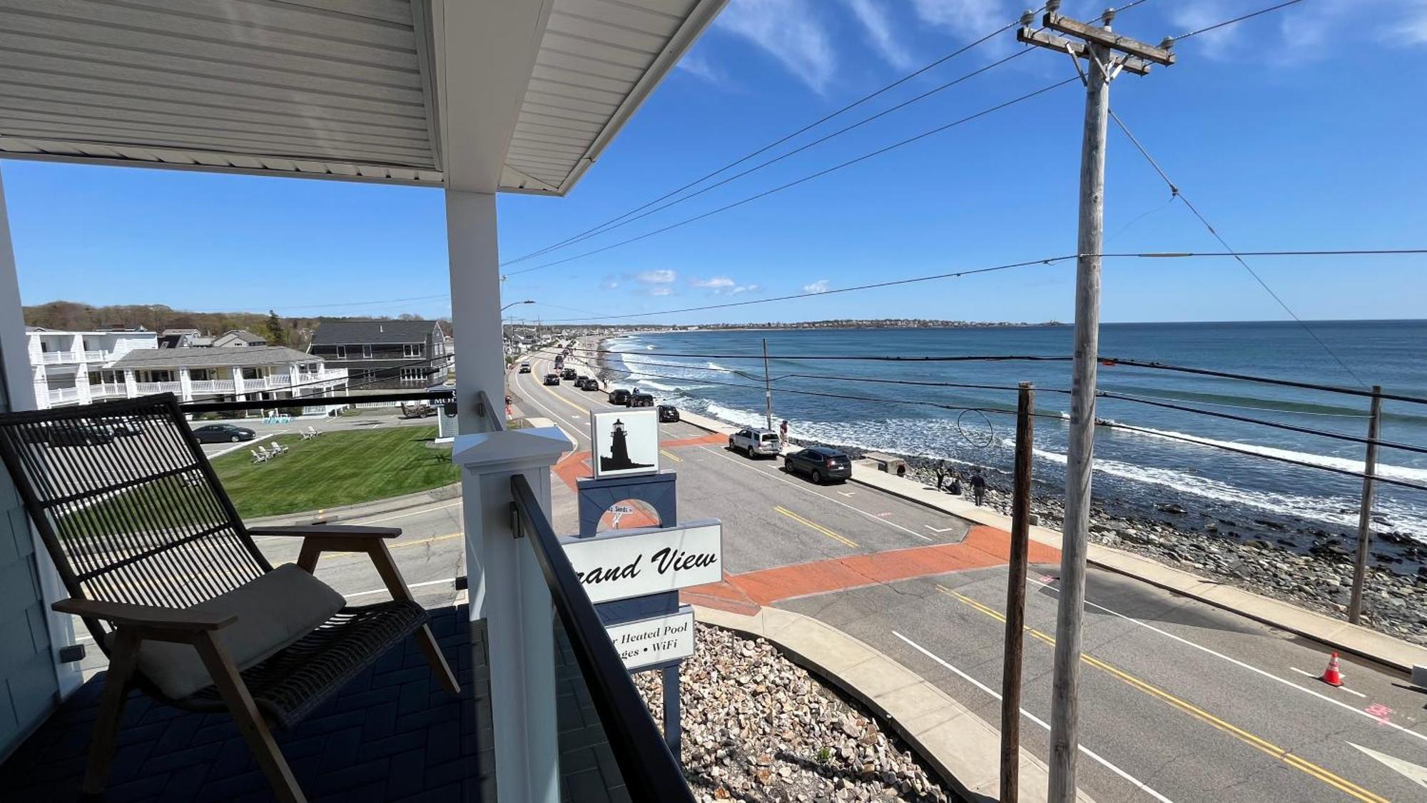 Grand View Motel 2*
